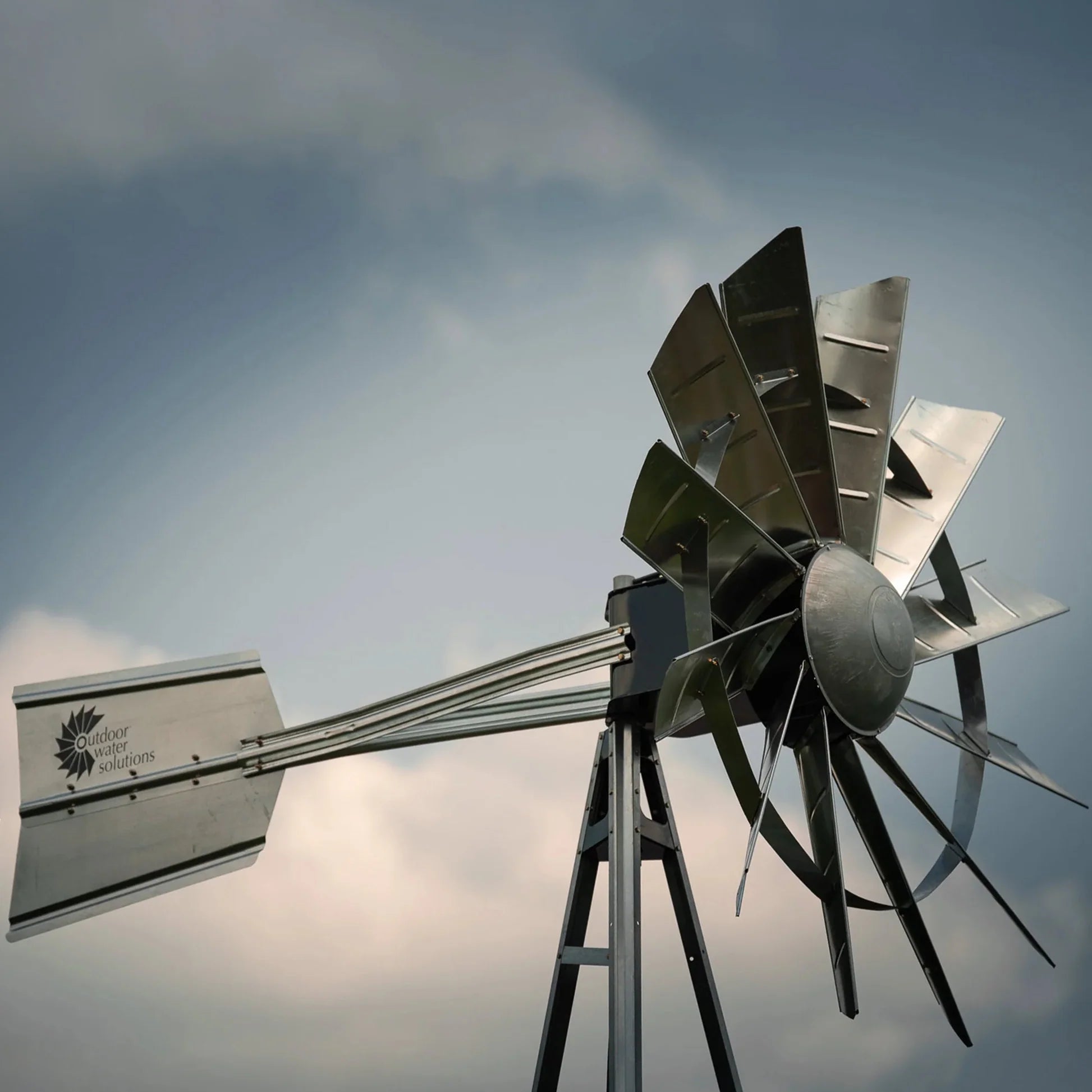 Outdoor Water Solutions Aeration Windmill Head Complete Replacement + Compressor