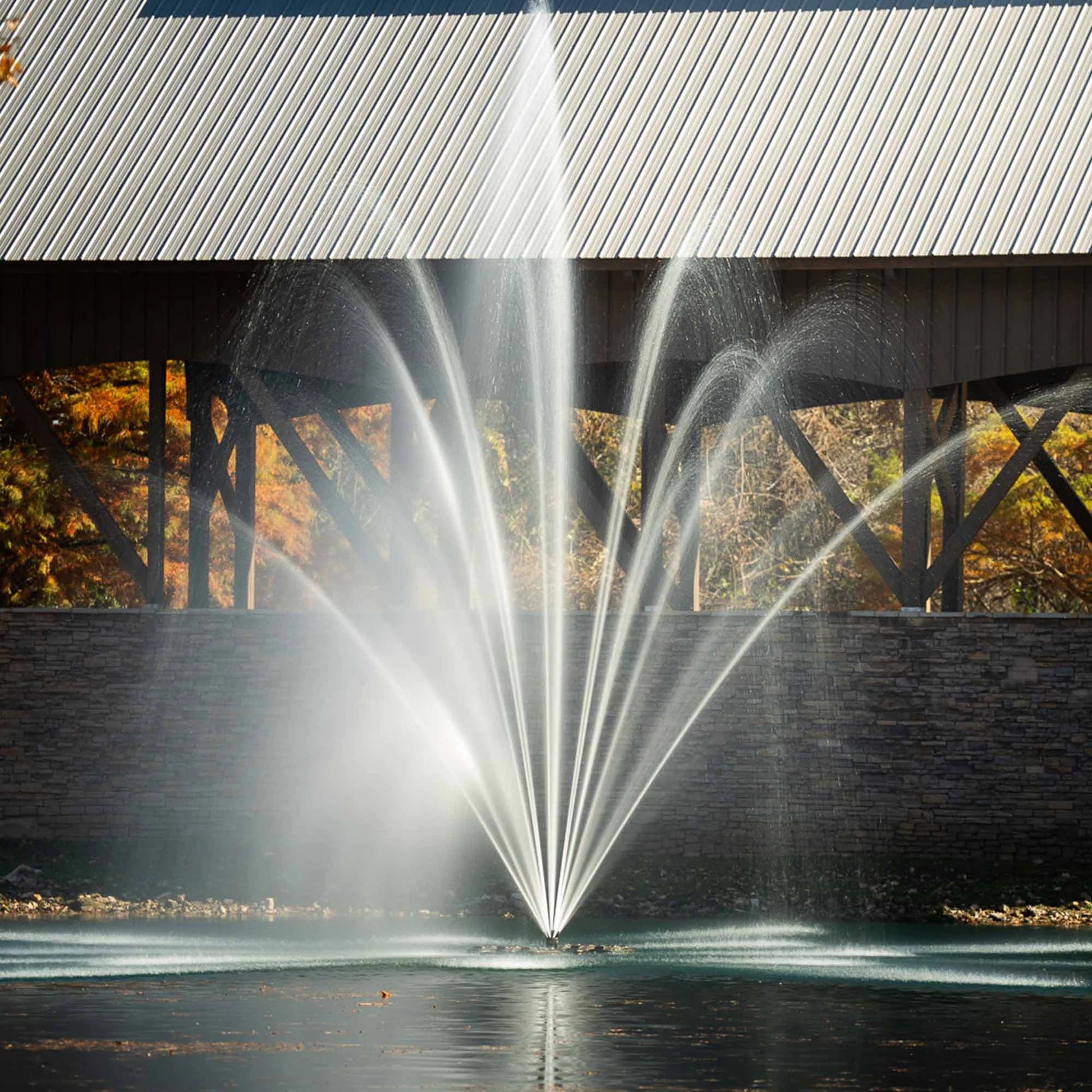 Outdoor Water Solutions OzarkJet 5HP-7.5HP Resort Quality Displays Floating Pond Fountain