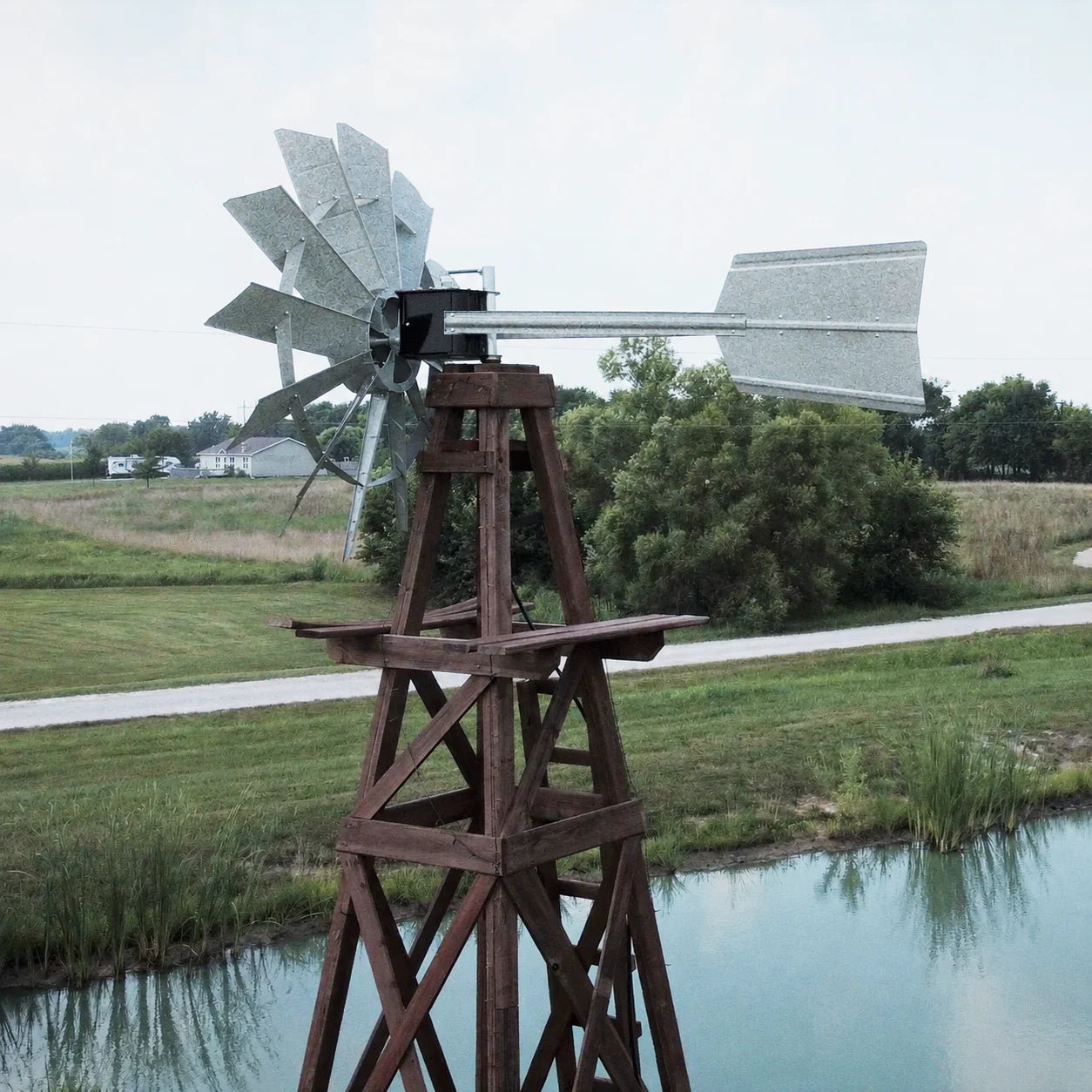 Outdoor Water Solutions DYI Wood Tower Windmill 4.5 CFM Windmill Head Aerator For Pond