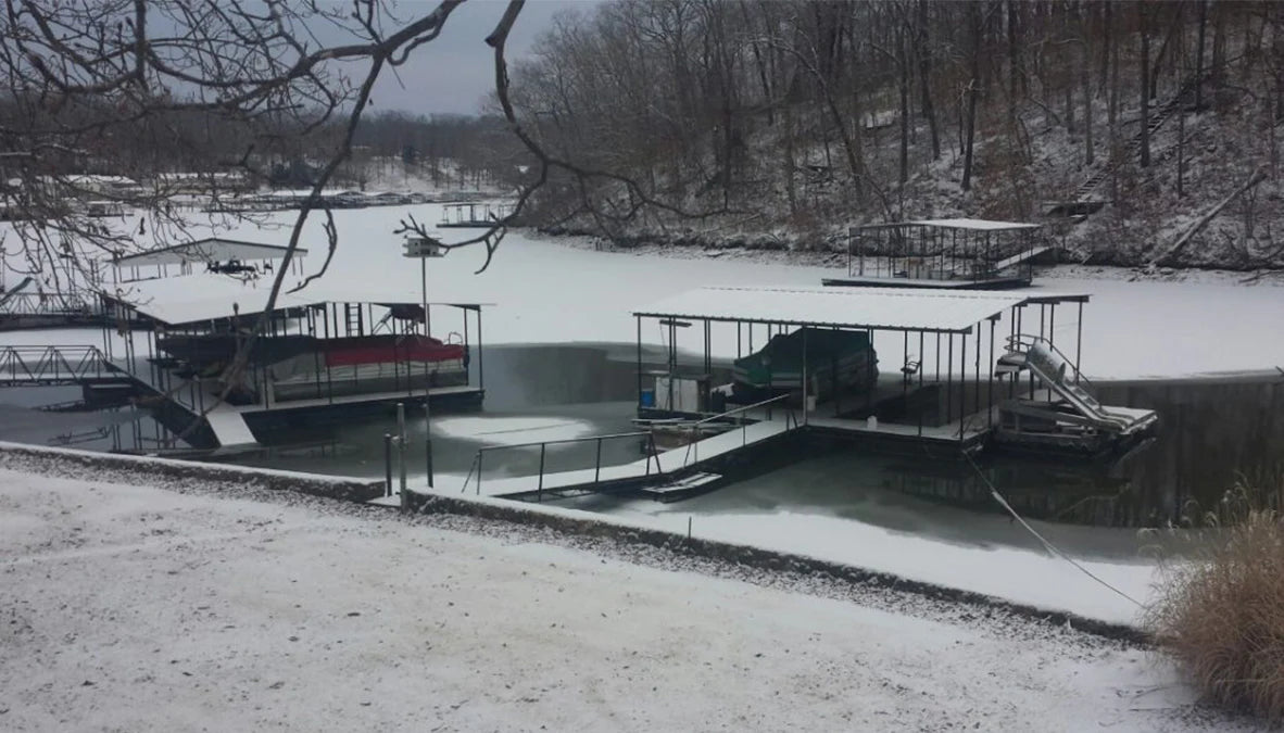 Outdoor Water Solutions Ice Away - Water Deicer for Pond or Lake Docks, Boats and Fisheries