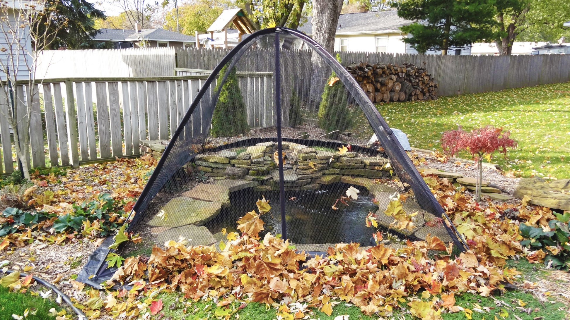 EasyPro Deluxe Pond Cover Tent – 8' x 10
