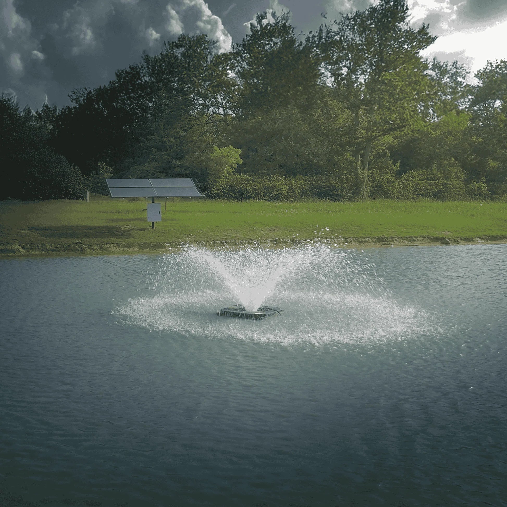 Outdoor Water Solutions Aerify 1 HP Solar Pond Aerator Floating Fountain
